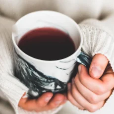 بهترین زمان مصرف چای و تأثیر آن بر سلامتی